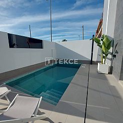 Geschakelde woning in Roldán