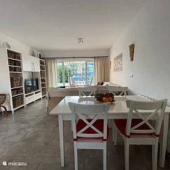 Stijlvol appartement met zeezicht