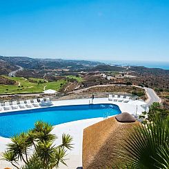Casa Gozar Luxe modern groot balkon