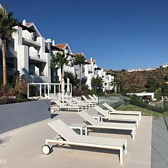Casa Gozar Luxe modern groot balkon