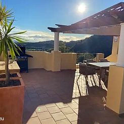 Los Arqueros penthouse zeezicht