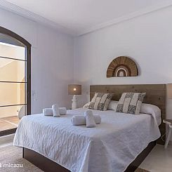 Los Arqueros penthouse zeezicht