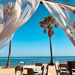 Sfeervol app Estepona aan strand