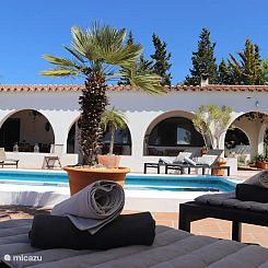 Cortijo Algarrobo