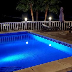 Vakantiehuis Ferienvilla mit Jacuzzi