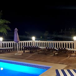 Vakantiehuis Ferienvilla mit Jacuzzi