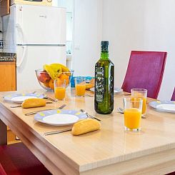 Appartement "Huelva" mit Gemeinschaftspool in einem andalusi