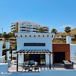 Sea Frontline Penthouse VistaMar