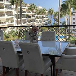 Appartement mit Infinity-Pool
