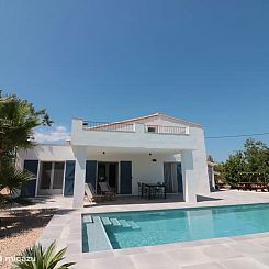 Casa Mi Favorito met zwembad