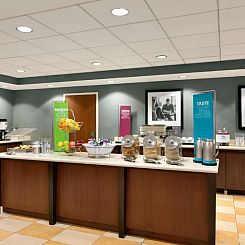 Hampton Inn & Suites Mahwah