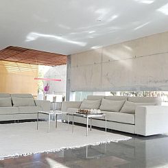 Vakantiehuis Design Vila mit Pool