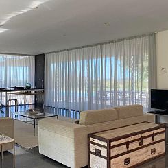 Vakantiehuis Design Vila mit Pool