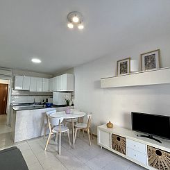 Appartement LA PINEDA HOLIDAY APARTMENT