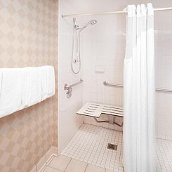 Holiday Inn Hotel & Suites Chicago-Carol Stream/Wheaton, an 