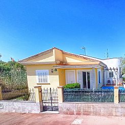 Vakantiehuis Villa "Estel" mit eigenem Schwimmbad