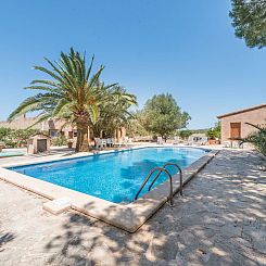 Vakantiehuis Idyllische Finca mit Garten und Pool