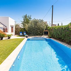 Vakantiehuis Villa mit privatem Pool für 4 Personen