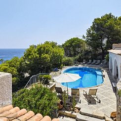 Vakantiehuis Unglaubliche Villa mit Meerblick und Pool