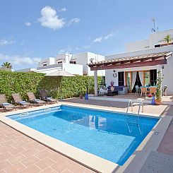 Vakantiehuis Chalet "Casa Hector" 300m vom Strand und Schwim