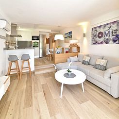 Appartement Neu renoviertes, modernes Apartment für 4 Perso
