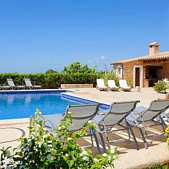 Villa Veritat
