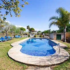Vakantiehuis Finca mit Tennisplatz und Schwimmbad