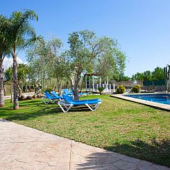 Vakantiehuis Finca mit Tennisplatz und Schwimmbad