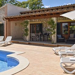 Vakantiehuis Moderne Villa mit privatem Pool in Crestatx