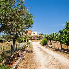 Vakantiehuis Villa mit 5 Schlafzimmern und Pool auf dem Land