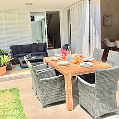 Vakantiehuis Strandvilla Beach and Ocean in Son Serra De Mar