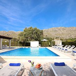 Vakantiehuis Beeindruckende große Villa in der Nähe von Ca