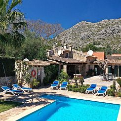 Vakantiehuis Charmante ländliche Villa Martorell mit Schwim