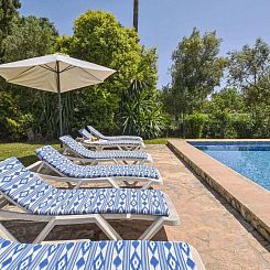 Vakantiehuis Haus mit Schwimmbad für 6 Personen 5 min vom M