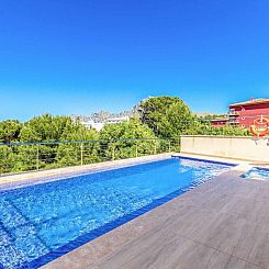Vakantiehuis Schöne Villa im Zentrum von Cala Sant Vicenç