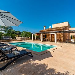 Vakantiehuis Stilvolle, top-moderne, traumhafte Finca in Sin