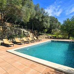 Vakantiehuis Finca in idyllischer Umgebung Pool & Klima 8 Pe