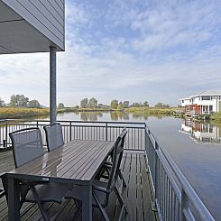 Vrijstaande woning in Anjum