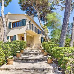 Vakantiehuis Villa mit Pool in Cala Estancia, nahe Palma