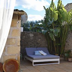 Vakantiehuis Jedes Ferienhaus mit Garten und Schwimmbad