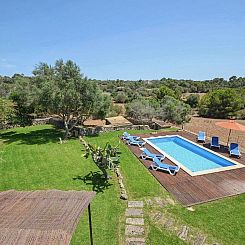 Vakantiehuis Landhaus mit Pool in der Nähe von Porto Cristo