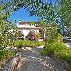 Vakantiehuis Schöne Villa mit Pool und Garten