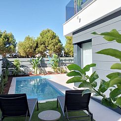 Vrijstaande woning in Los Alcazares