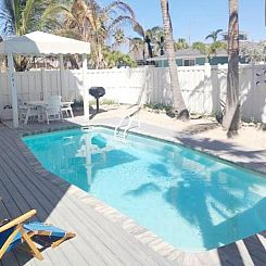 Bungalow Beach Resort
