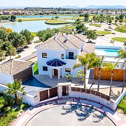 Vrijstaande woning in Banos y Mendigo