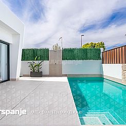 Vrijstaande woning in Roldán