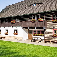 Vakantiehuis Máchova roubenka