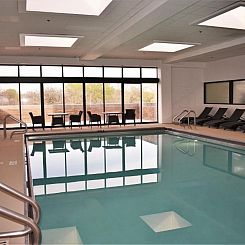 DoubleTree by Hilton Chicago - Oak Brook
