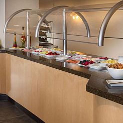 DoubleTree by Hilton Chicago - Oak Brook