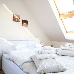 Appartement Luxuriöse Altbau-Dachgeschosswohnung in Prag